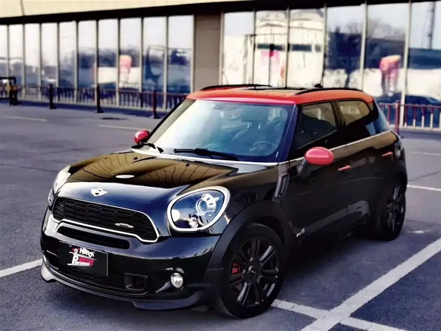 MINI JCW COUNTRYMAN