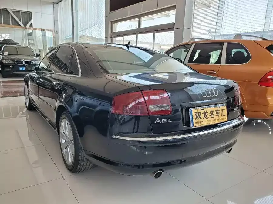 Audi A8