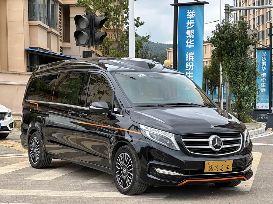Mercedes Benz Class V