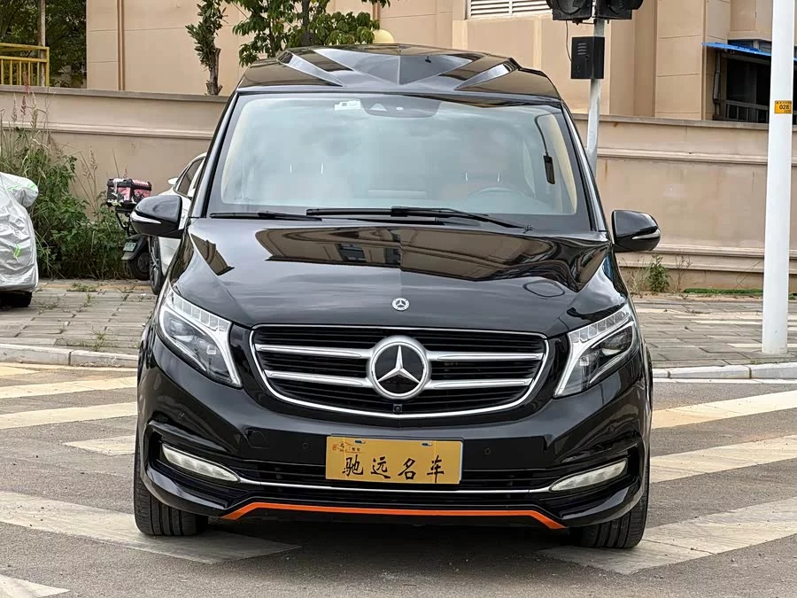 Mercedes Benz Class V