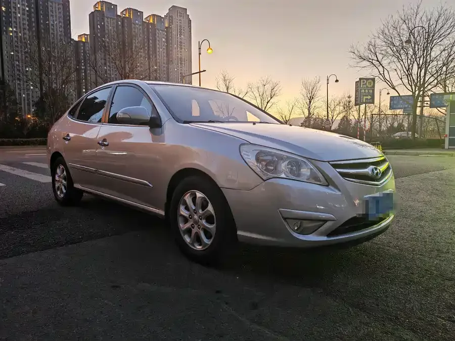 Hyundai Elantra / Celesta