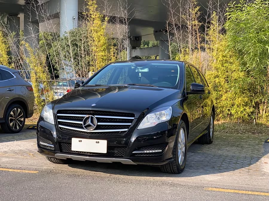 Mercedes Benz R-rated