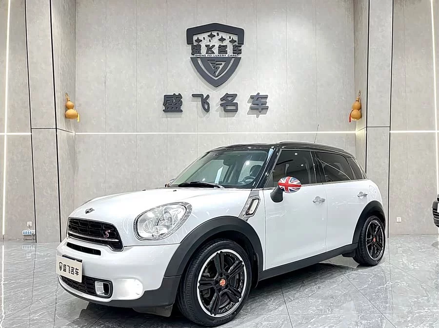 MINI COUNTRYMAN