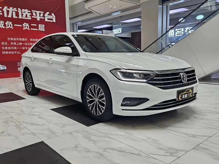 Volkswagen Sagitar