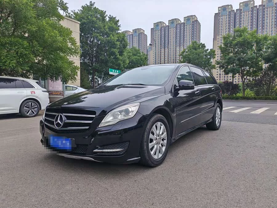 Mercedes Benz R-rated