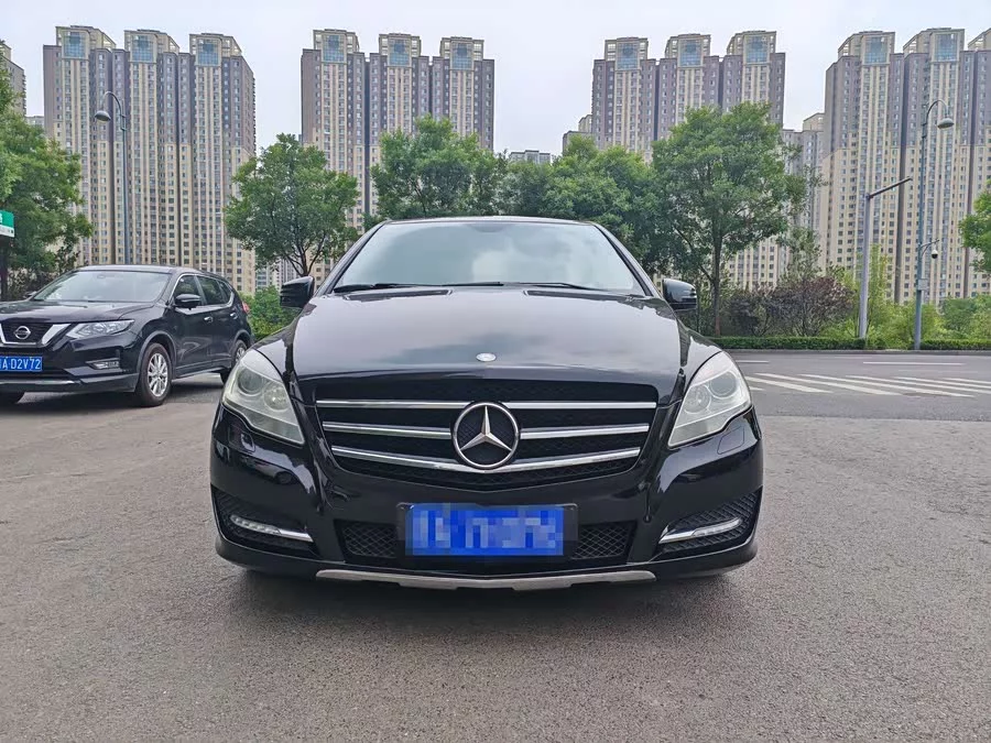 Mercedes Benz R-rated