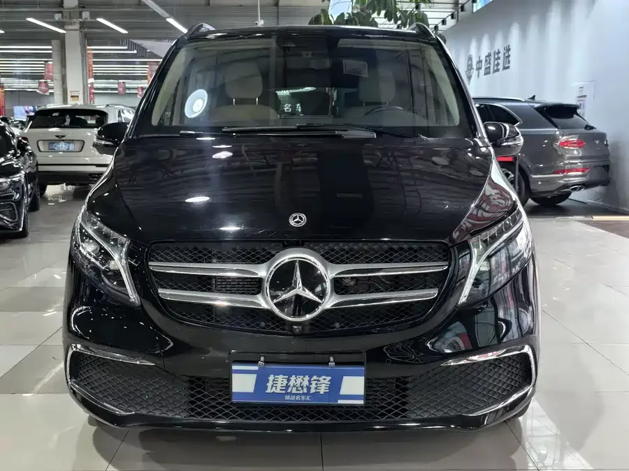 Mercedes Benz Class V