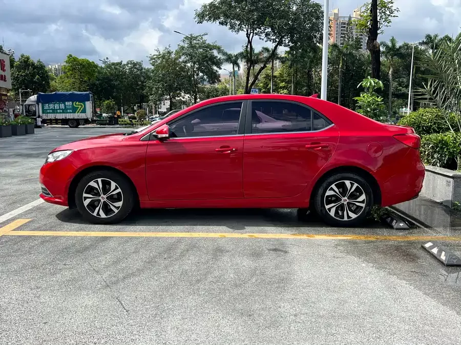 Roewe 360