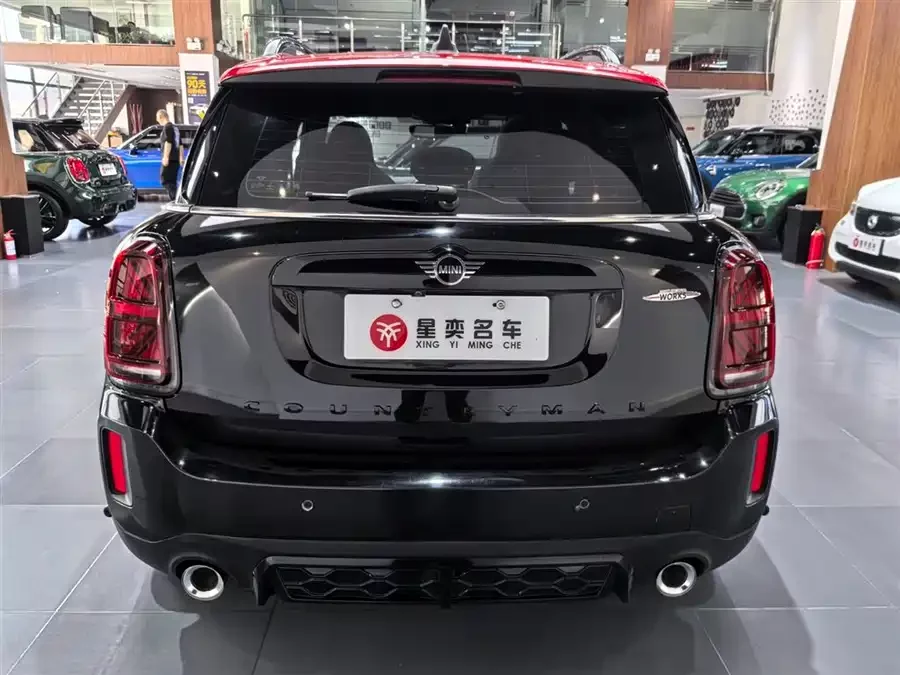 MINI JCW COUNTRYMAN