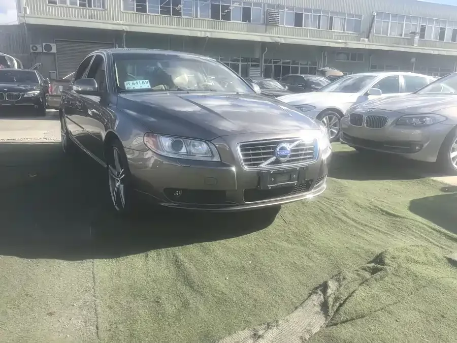 Volvo S80L