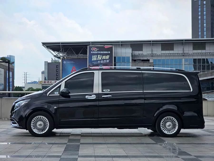 Mercedes Benz Vito
