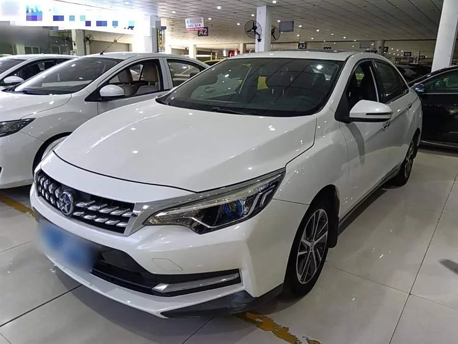 Venucia D60