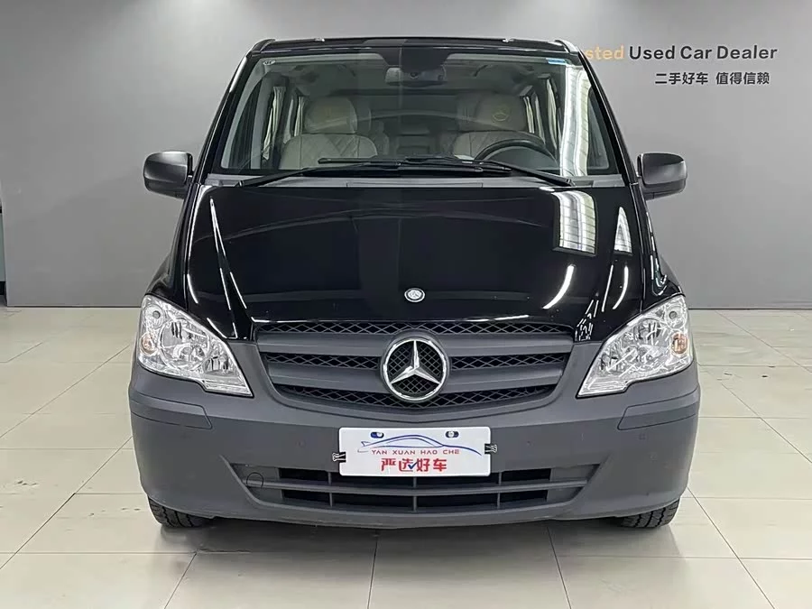 Mercedes Benz Vito
