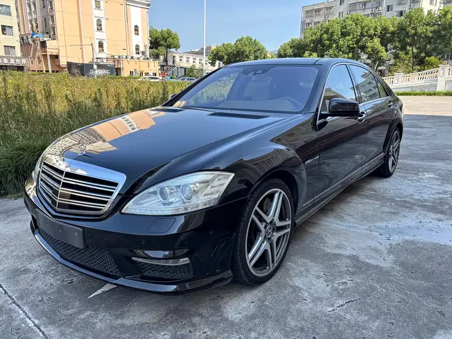Mercedes Benz S-Class AMG