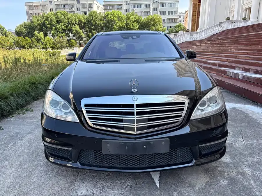 Mercedes Benz S-Class AMG