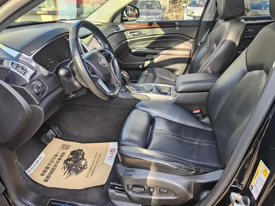 Cadillac SRX