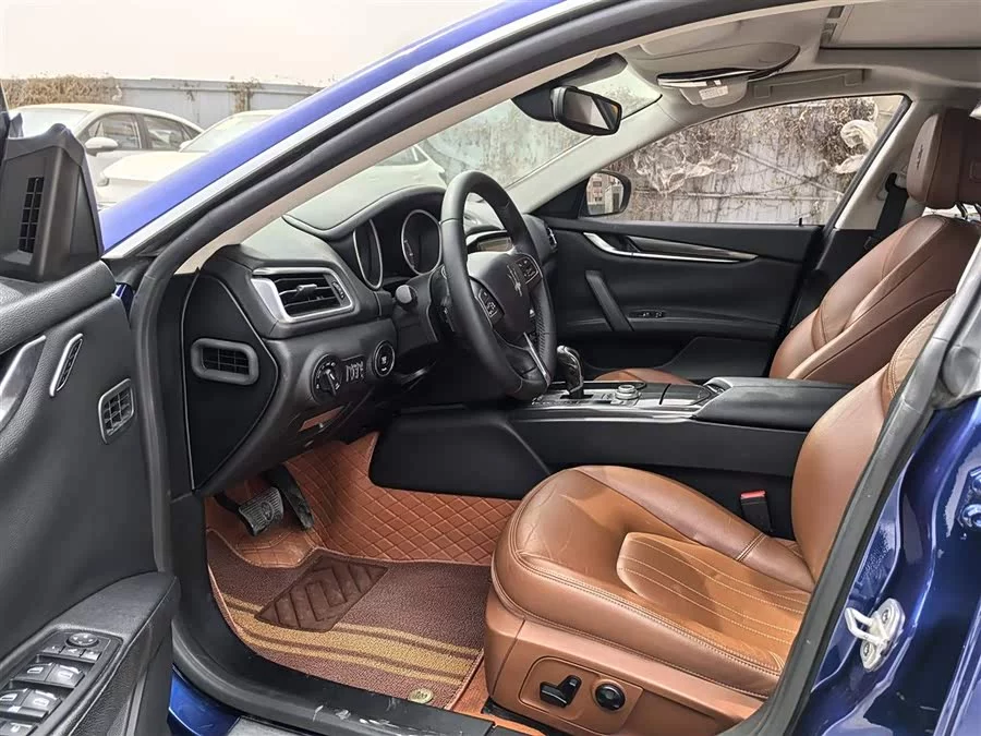 Maserati Ghibli