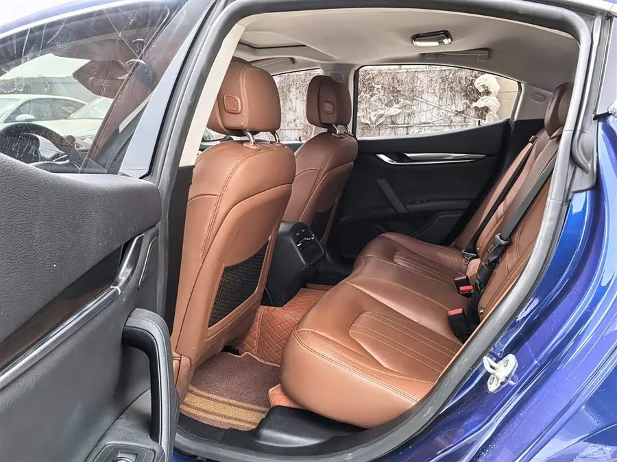 Maserati Ghibli