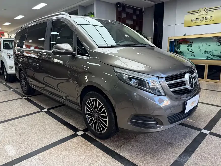 Mercedes Benz Class V