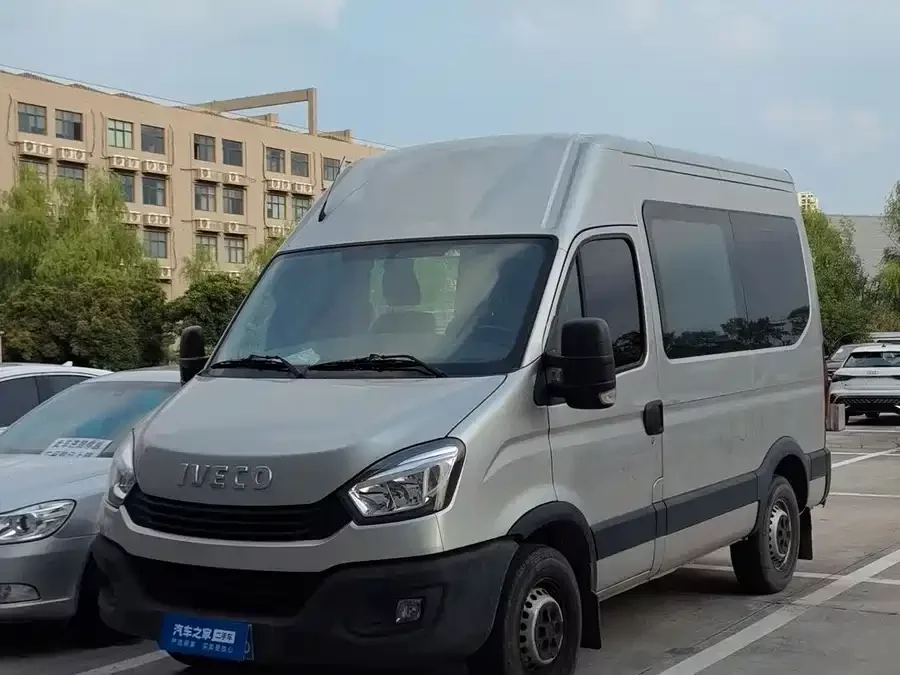 Iveco Wolfson