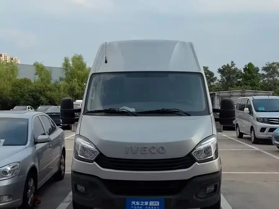 Iveco Wolfson