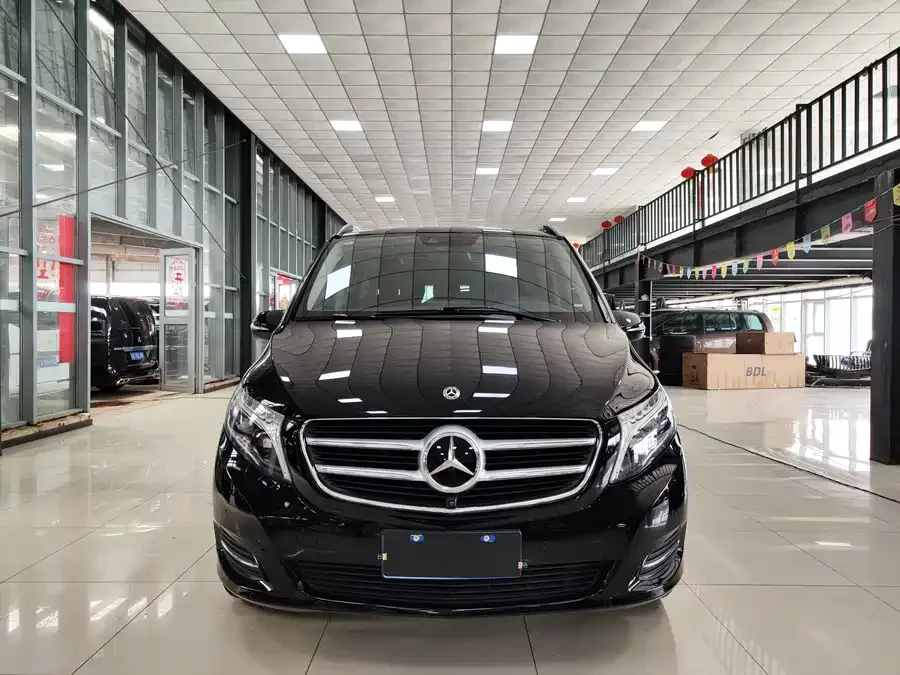 Mercedes Benz Class V