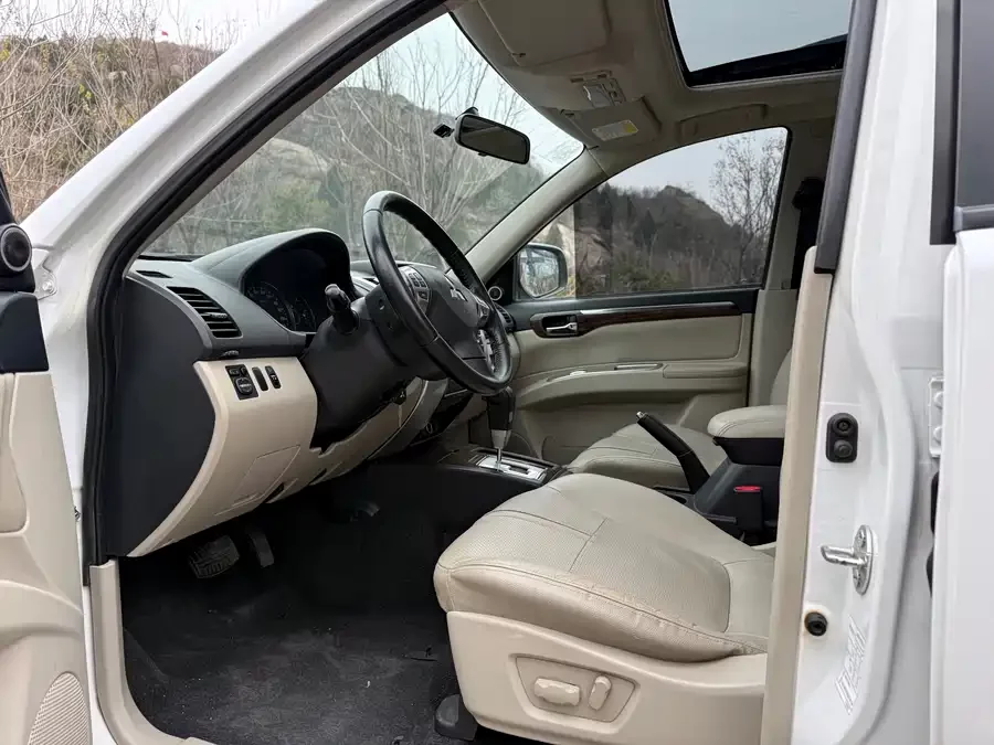 Mitsubishi Pajero Sport