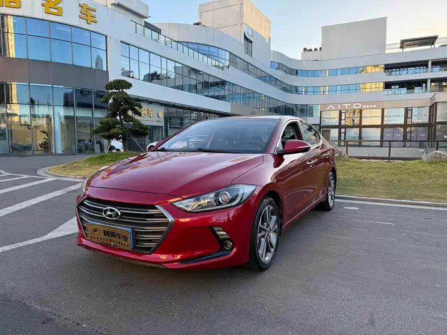 Hyundai elantra