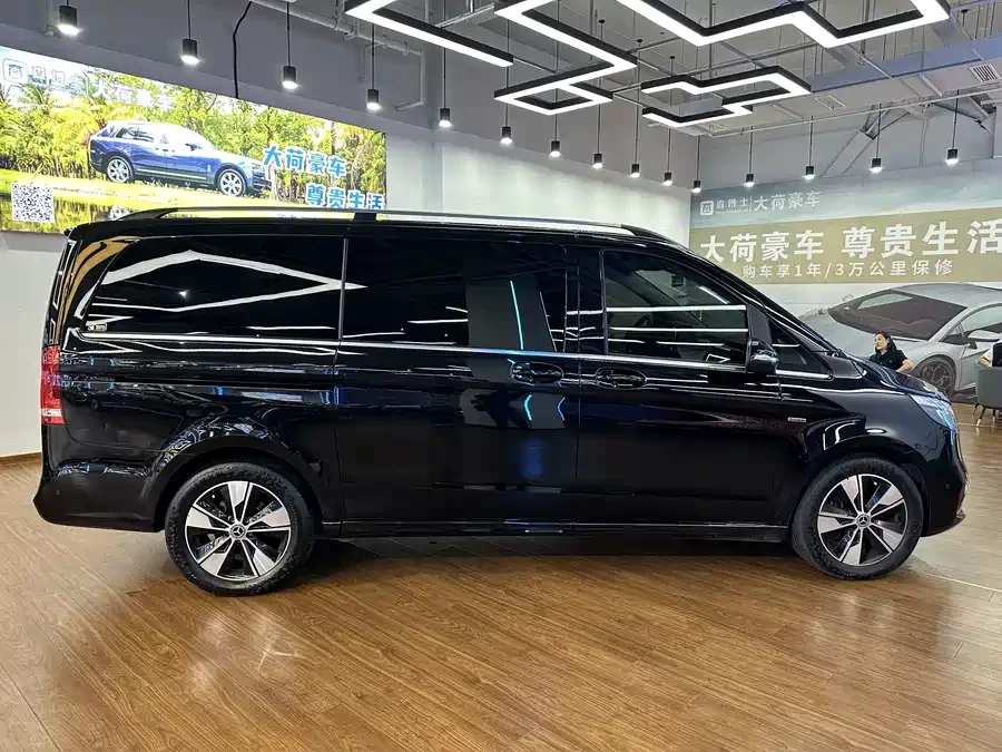 Mercedes Benz Class V