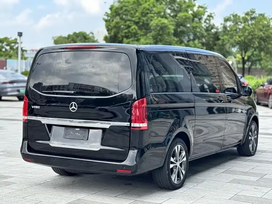 Mercedes Benz Class V