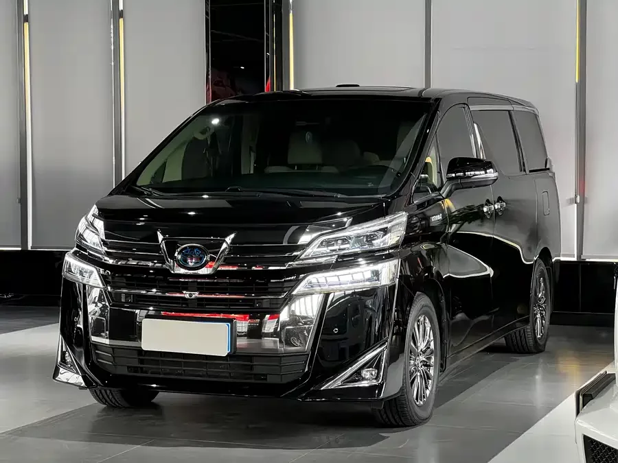 Toyota Crown Vellfire