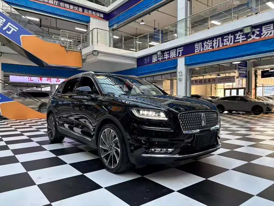 Lincoln Navigator