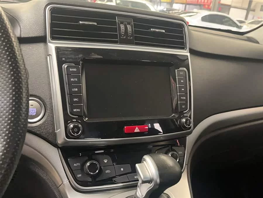 Haval M6