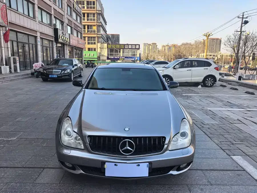 Mercedes Benz CLS