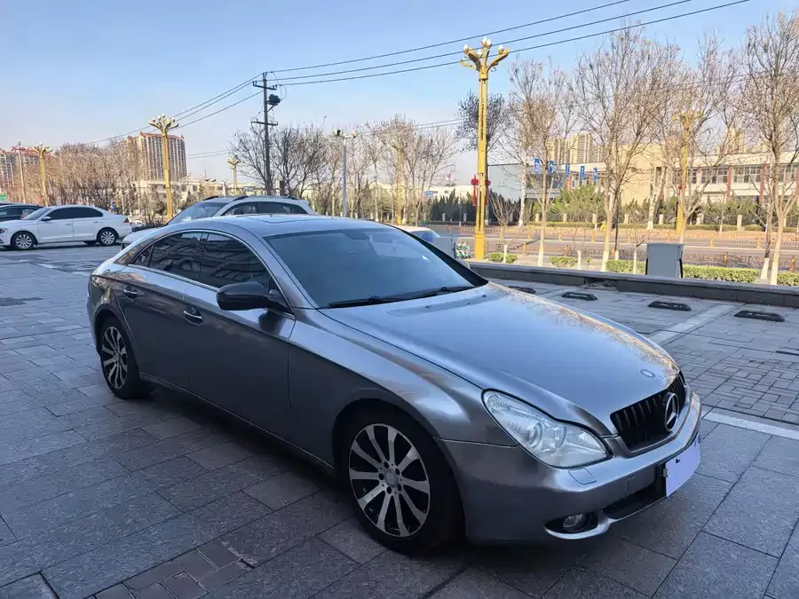 Mercedes Benz CLS