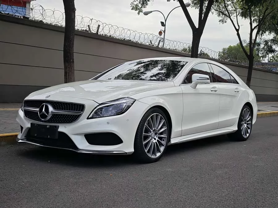 Mercedes Benz CLS