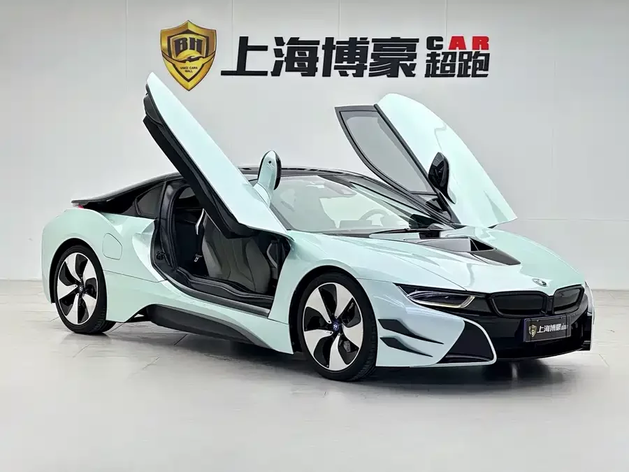 BMW i8