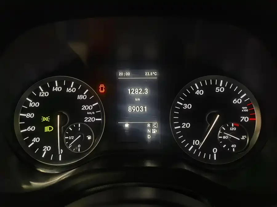 Mercedes Benz Vito