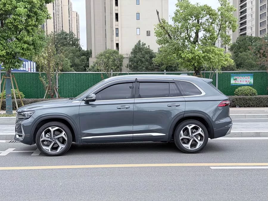 Geely Xingyue L