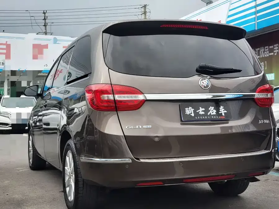 Buick GL8