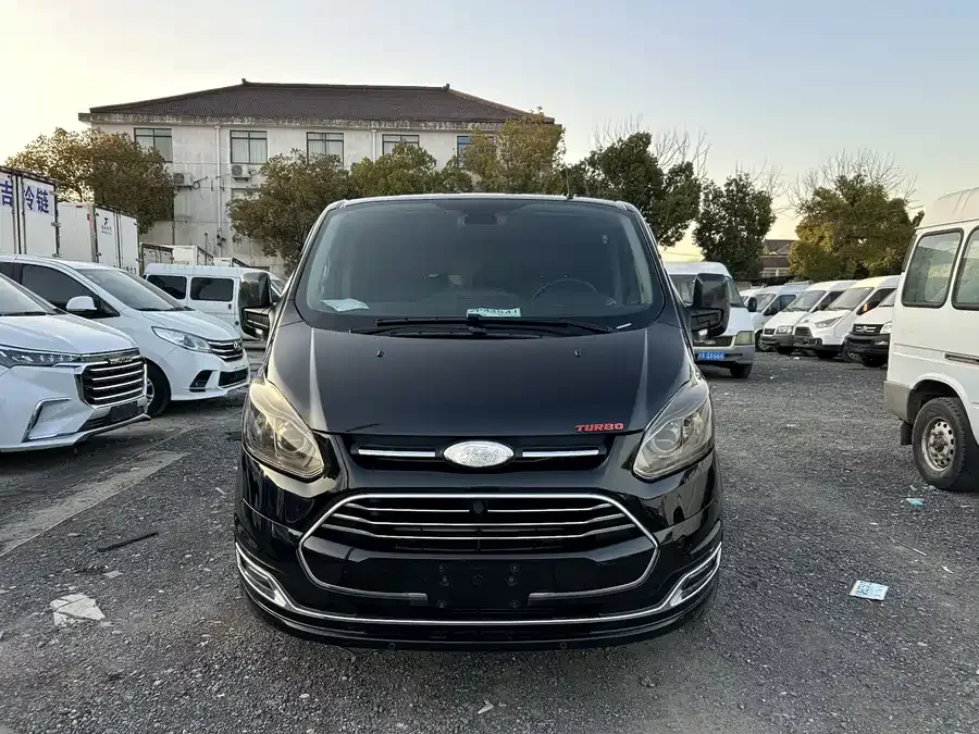 Ford Tourneo