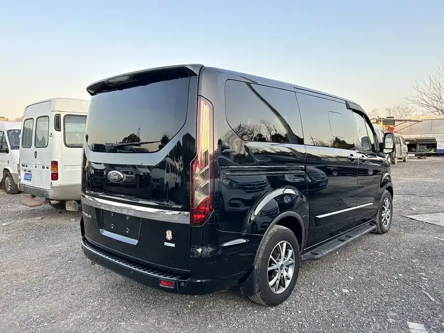 Ford Tourneo