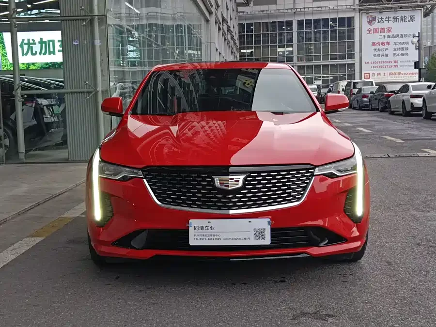 Cadillac CT4