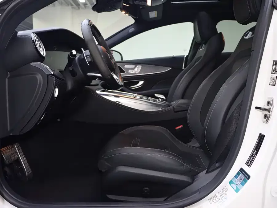 Mercedes Benz AMG GT