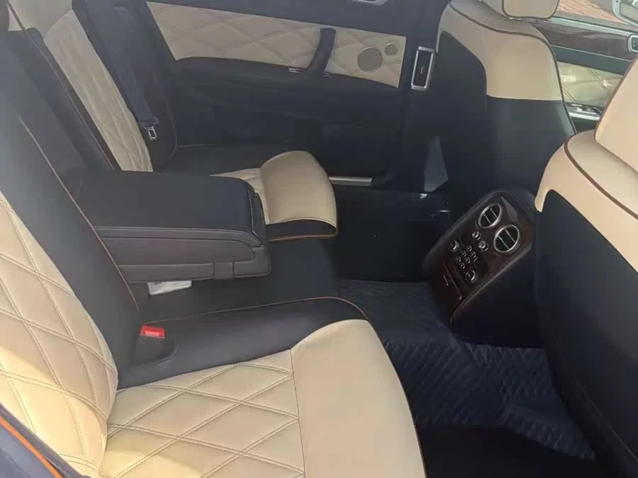 Bentley Flying Spur
