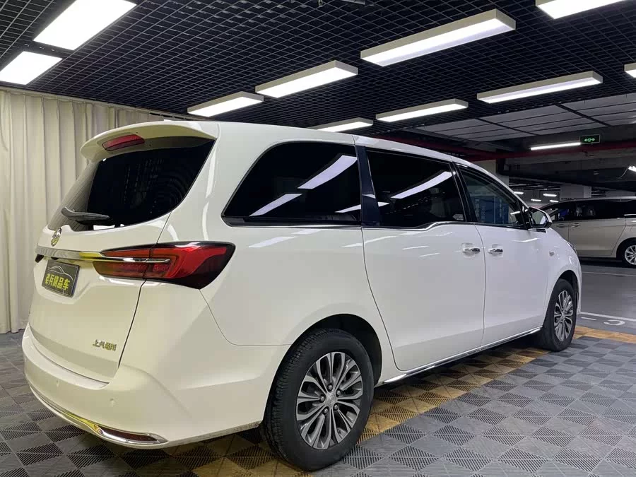 Buick GL8