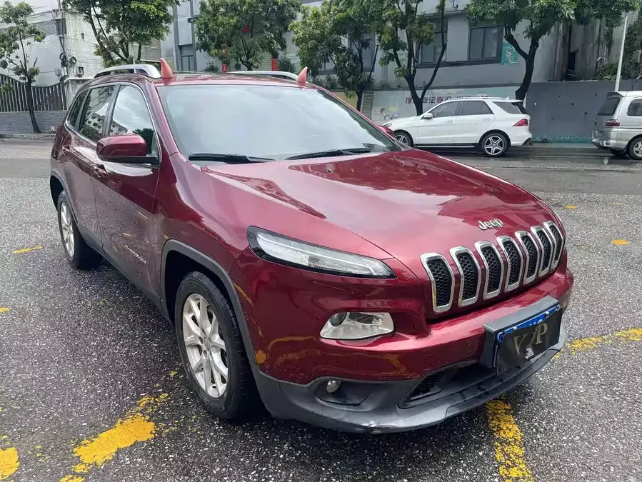 Jeep Cherokee