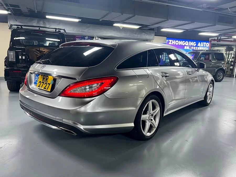 Mercedes Benz CLS