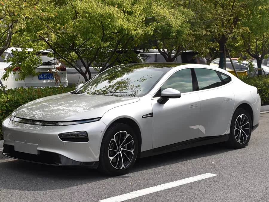 Xpeng P7