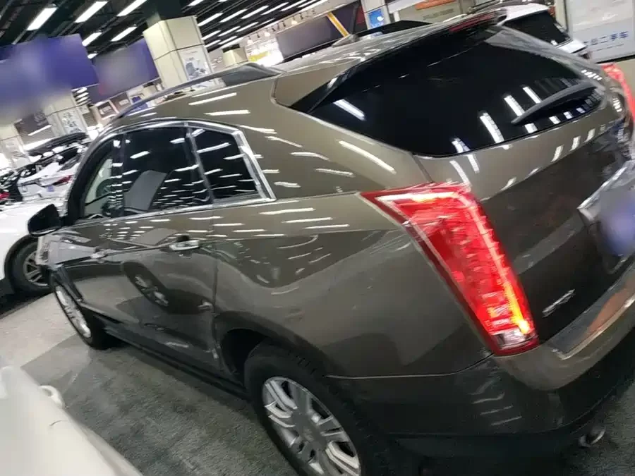 Cadillac SRX